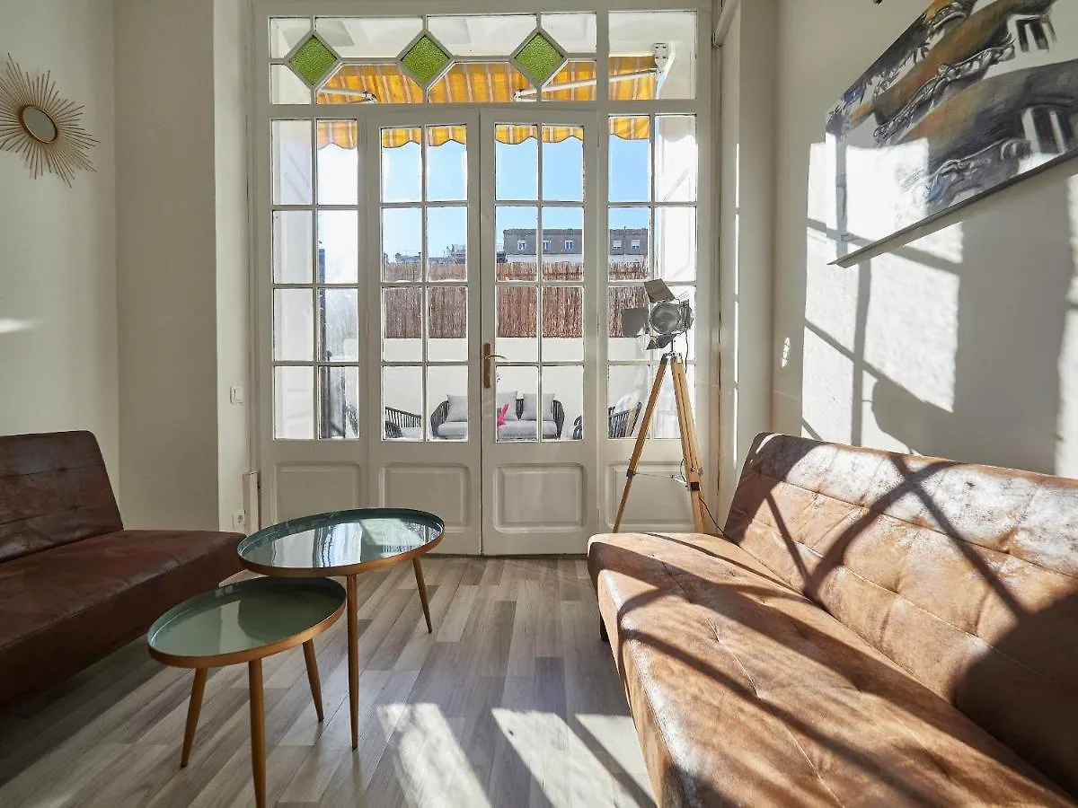Barcelonaforrent The Living Apartment
